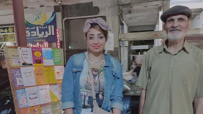 «عم توفيق» عاشق الكتب