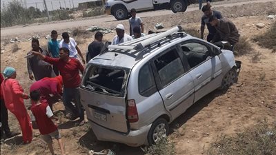 إصابة 5 أشخاص في انقلاب سيارة بالإسماعيلية (صور)