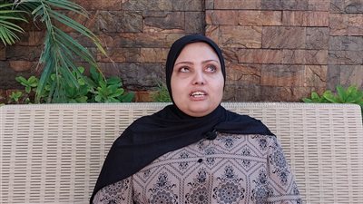 منال إبراهيم، تحدت إعاقتها وثورة 30 يونيو أنصفتها لتصبح سفيرة لمصر في تخصصها (فيديو)