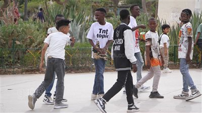 الحديقة الدولية فسحة الكبار والصغار في رابع أيام عيد الأضحى (صور)