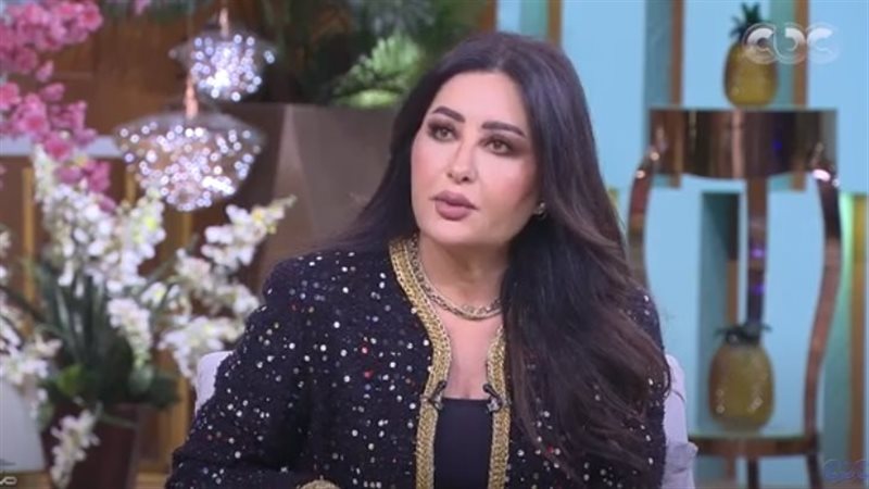 الفنانة لطيفة، فيتو