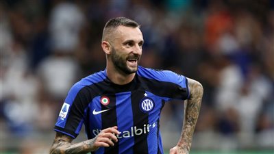 النصر وإنتر ميلان يتفقان رسميًا علي رحيل برزوفيتش للفريق السعودي 