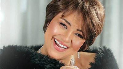 امتحانات الثانوية العامة، مروة عبد المنعم لابنها: جاب تيشيرت الفيزياء، على الأقل يحللي فلوسه 