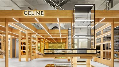 إلغاء عرض أزياء للرجال في فرنسا بسبب أعمال الشغب