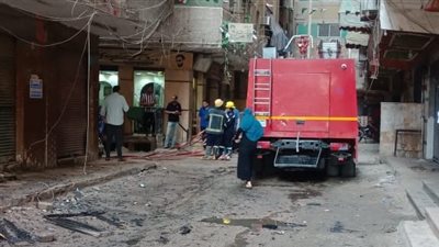 حريق داخل عقار في حدائق المعادي والنيران تلتهم محتويات طابقين (صور)