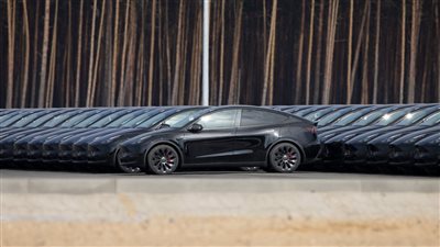 مبيعات قياسية لسيارات تسلا وبي واي دي بالربع الثاني من 2023