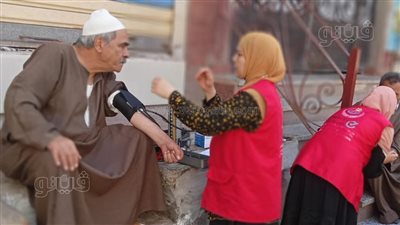 إقبال المواطنين على مبادرة 100 يوم صحة في الغربية (صور)