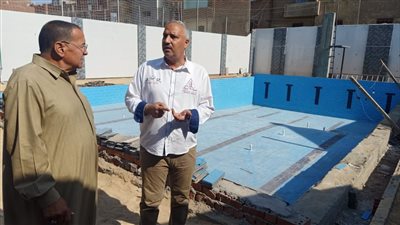 الانتهاء من 75% من أعمال إنشاء حمام سباحة مركز شباب كفر مناقر في بنها