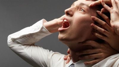 أهمها الهلوسة والأوهام، أعراض وأسباب الذهان النفسية والجسدية 