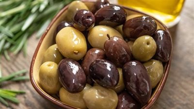 تفسير رؤية الزيتون في المنام وعلاقته بالخير والبركة وطول العمر