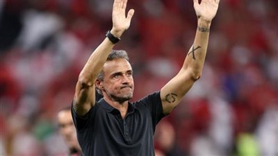 باريس سان جيرمان يمدد عقد لويس إنريكي