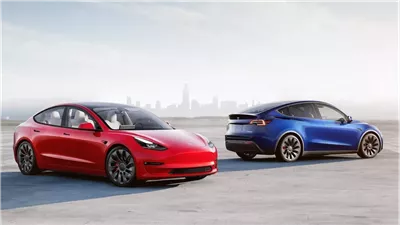 إيلون ماسك يكشف أحدث إصدارات تسلا