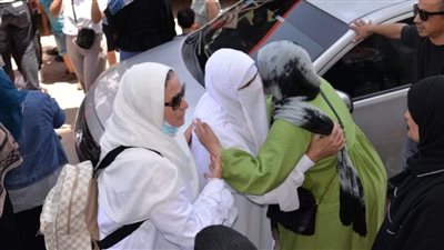 عودة أفواج الحجاج إلى الإسماعيلية (صور)