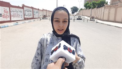 طالبة بالثانوية العامة في الإسماعيلية: اللجنة مدت وقت امتحان الاستاتيكا 10 دقائق (فيديو)  