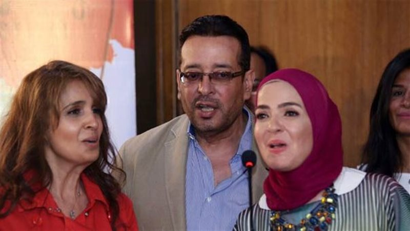 منى عبد الغني وعلاء