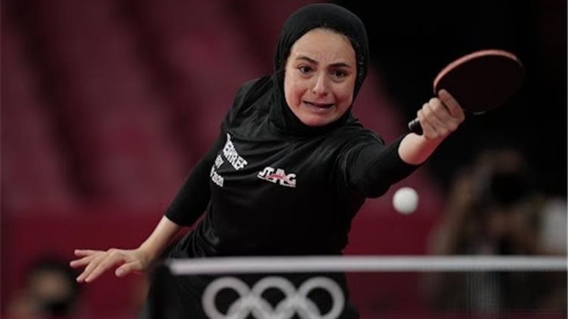 دينا مشرف، فيتو