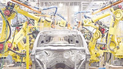 نقص مكونات السيارات للتجميع المحلي يتسبب في رفع الأسعار 