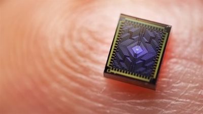 بعد الكشف عنها، تفاصيل شريحة إنتل المخصصة لتنمية مجتمع أبحاث الحوسبة 