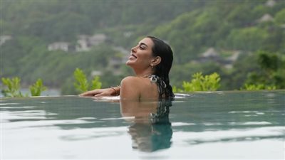 ياسمين صبري من داخل البحر في أحدث ظهور (صور)