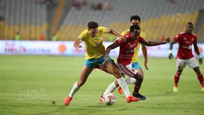 الدوري المصري، بيرسي تاو يتقدم بالهدف الأول للأهلي في شباك الإسماعيلي