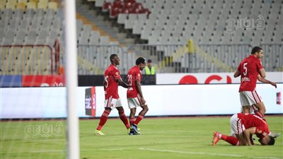 الأهلي يفوز على الإسماعيلي بهدف تاو ويقترب من حسم لقب الدوري المصري