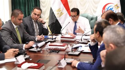 عبدالغفار: متابعة مستمرة من القيادة السياسية لحملة 100 يوم صحة