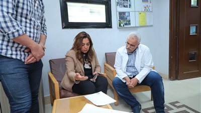 إحالة 7 أطباء للتحقيق في مستشفي الرمد بدمياط 