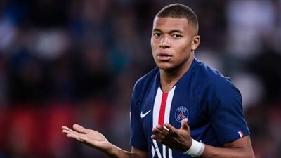 باريس سان جيرمان يعنف كيليان مبابي بخطاب من 3 صفحات