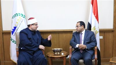 وزير الأوقاف ورئيس التنظيم والإدارة يتفقدان اختبارات مسابقة الأئمة (صور)