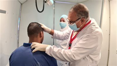 الكشف على 1830 مواطنًا خلال قافلة طبية مجانية بقرية جنبواي بالبحيرة (صور)