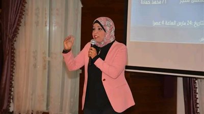 خبيرة: البورصة المصرية تمر بمرحلة تجميع ومؤشر EGX30 يستهدف 18500 خلال أغسطس