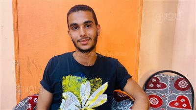 طالب بتمريض المنيا ينقذ مصابا بالطريق بشكل مهني مؤكدًا: لو كنت سبته كان ربنا هيحاسبني (فيديو وصور)