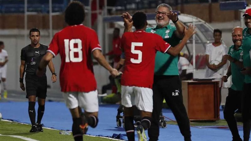 ميكالي مدرب المنتخب