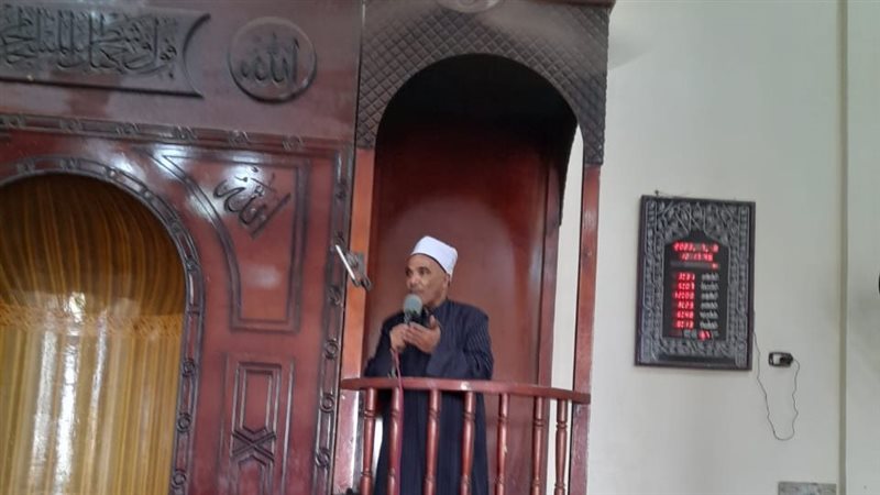 جانب من أداء الخطبة