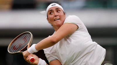 خلال 45 دقيقة، أُنس جابر تعبر الصينية باي إلى ثالث أدوار ويمبلدون للتنس