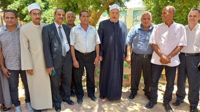 رئيس قطاع المعاهد الأزهرية يتفقد مقر توزيع أوراق أسئلة الثانوية الأزهرية بالوادي الجديد