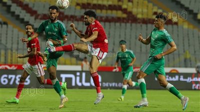 الأهلي يقترب من لقب الدوري بعد الفوز على الاتحاد بثنائية (صور)