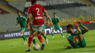 الأهلي يتقدم على الاتحاد 2 / 0 بعد مرور 60 دقيقة 