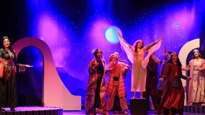 باب عشق يختتم ليالي موسمه الحالي على مسرح الطليعة غدا 