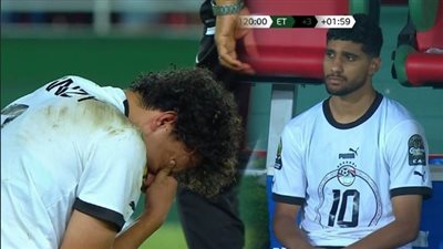 حزن وبكاء لاعبي المنتخب الأولمبي بعد الخسارة أمام المغرب بنهائي أفريقيا (صور)