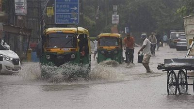 10 قتلى و80 مفقودا بينهم 23 جنديا إثر فيضانات في الهند