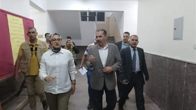 نائبة محافظ الوادي الجديد تتفقد جاهزية المعهد الفني الصحي وإنشاء مركز إبداع بالداخلة 