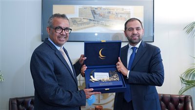 الأمين العام لمجلس حكماء المسلمين يبحث التعاون مع مدير منظمة الصحة العالمية