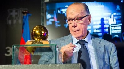 وفاة ميرامونتس أسطورة منتخب إسبانيا