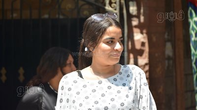 طالبات الثانوية بالدقي: الجيولوجيا أول امتحان سهل في علمي علوم (فيديو) 