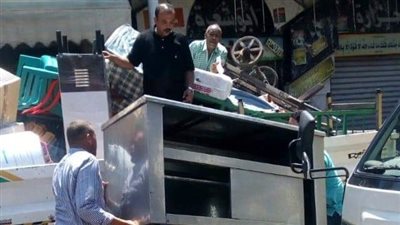 إزالة 1094 حالة إشغال طريق بالبحيرة (صور)