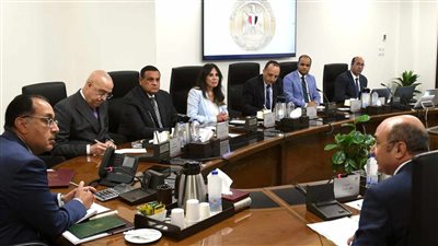 رئيس الوزراء يستعرض ضوابط حوكمة الإجراءات المتبعة في تحصيل مقابل التحسين