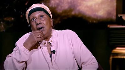  أشهر كومبارس سينما: بعت كليتي بـ10 اَلاف جنيه علشان أنقذ حياة أمي (فيديو)