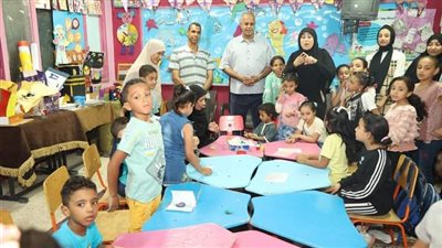 مدير تعليم الخارجة يتفقد مراكز تنمية القدرات لمختلف الأنشطة الطلابية الصيفية