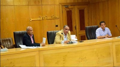 خدمة المواطنين بديوان عام محافظة الأقصر: بحث 30 طلبا مقدما من المواطنين